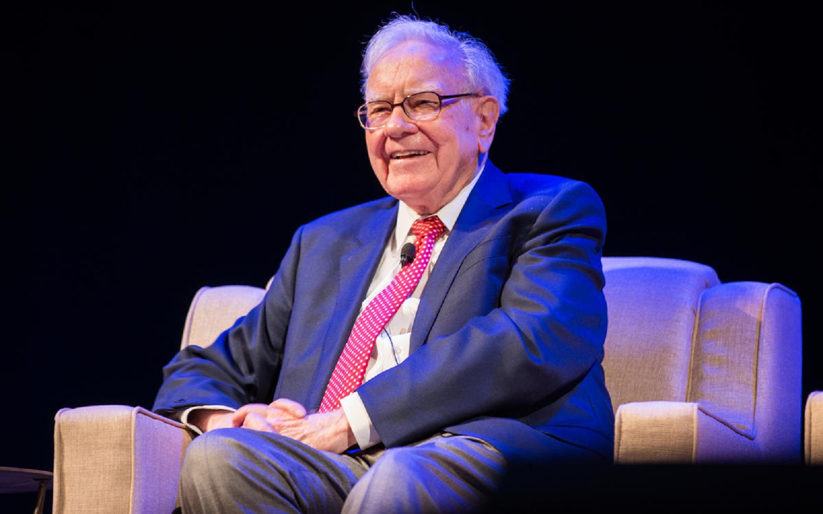 Warren Buffett Pengaruhi CEO eToro untuk Kurangi Fokus pada Kripto